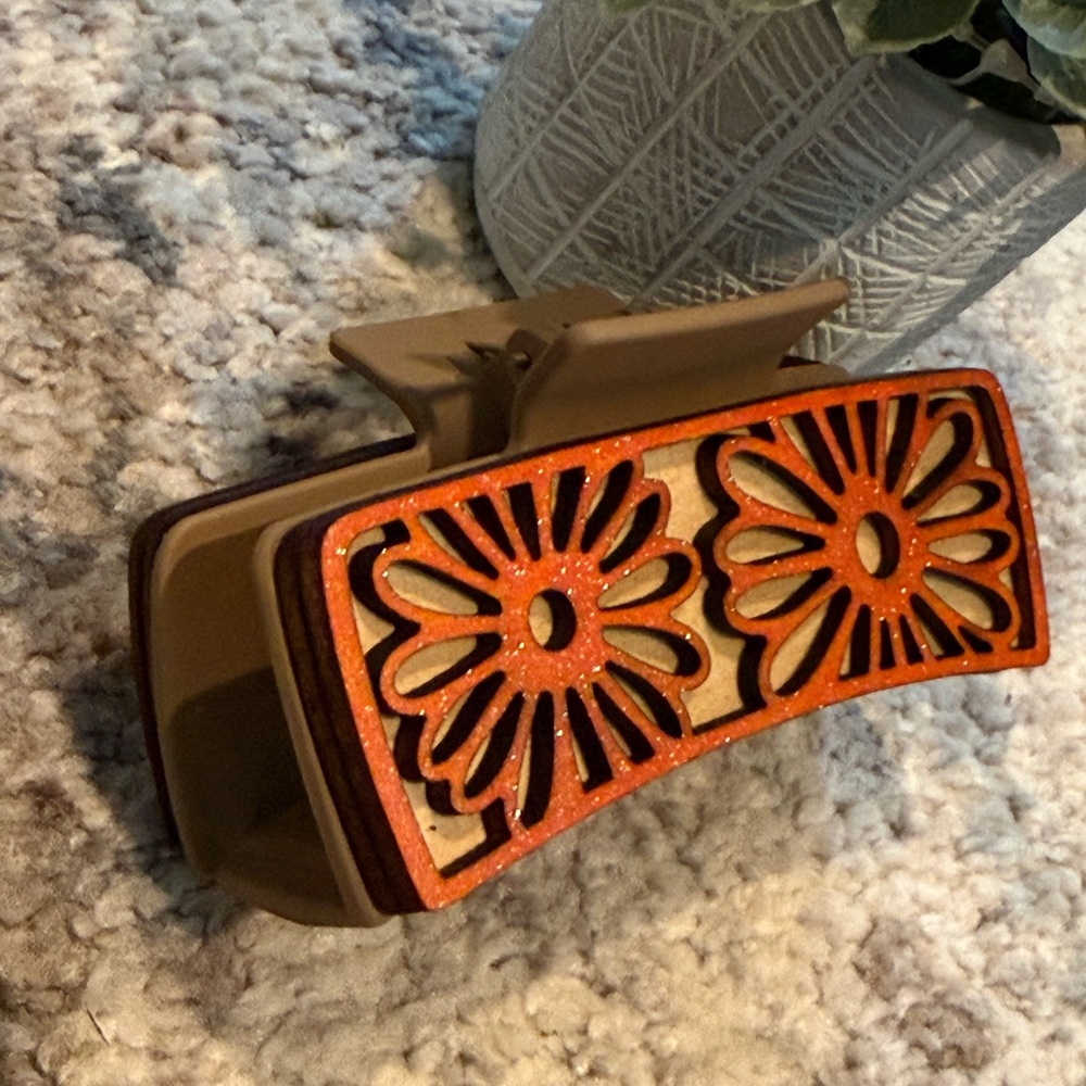 Orange Floral Acrylic & Brown Hair Claw Clip - Women Accessories